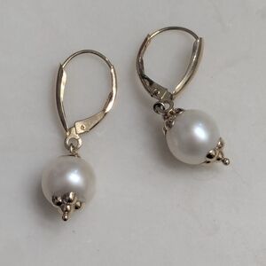 14k JMC Yellow Gold With Pearl Earrings